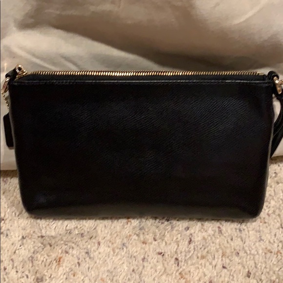 Coach black clutch wristlet - Picture 4 of 4